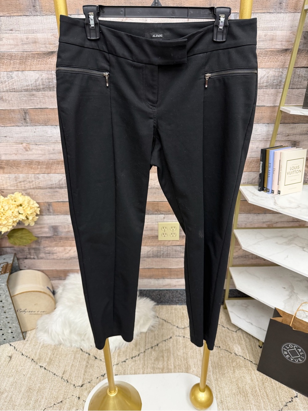 Alfani Black Knit Cropped Pants With Zip Pockets 8